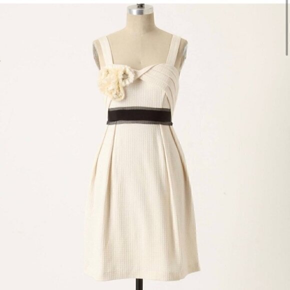 Anthropologie Dresses & Skirts - Deletta Dress Beige Black Floral Size Medium